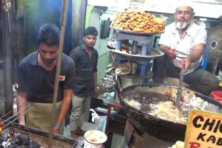 ban on non-vegetarian food vending